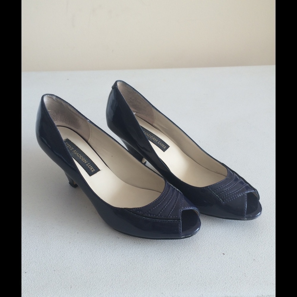 🔴CLEARANCE🔴 Size 7.5 Steve Madden Luxe Wedges
